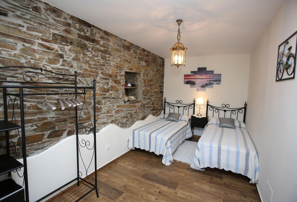 Apartamentos Rurales San Xillao Ribadeo Habitación foto